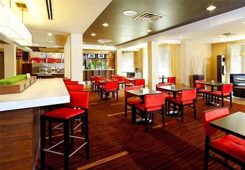 Courtyard By Marriott Princeton Restaurant foto